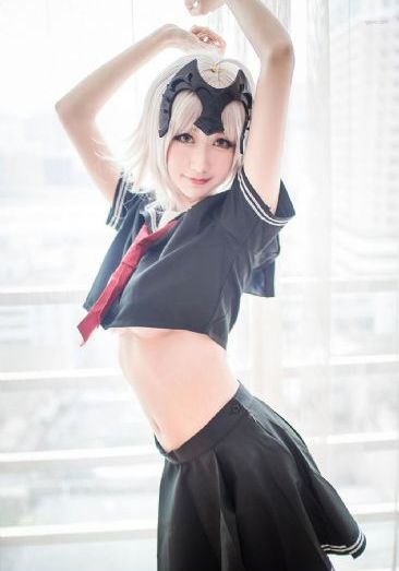 美女自卫_JVID性感写真