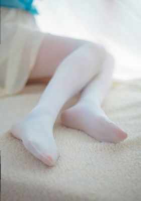 女生宿舍李采潭_2022在线观看