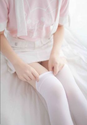 美女任你摸高清视频在线观看_超清完整在线观看