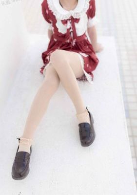 囯产在线视频_十万网红美女美酱