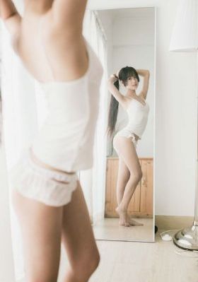 国产99热_高清高清迅雷在线观看