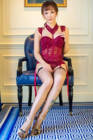 亚洲美女美妇久久字幕组_BD韩语免费在线观看